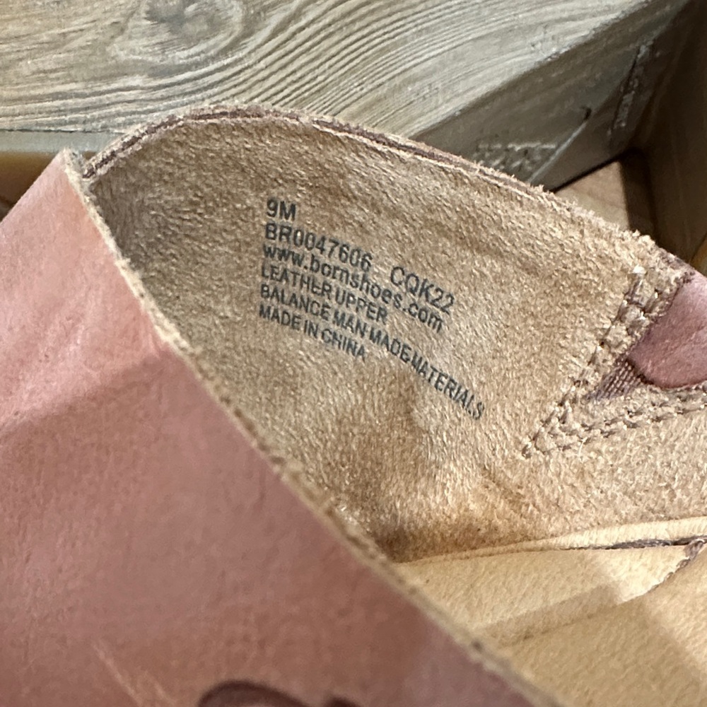 Born Women's Brown Leather Mules - Picture 5 of 5
